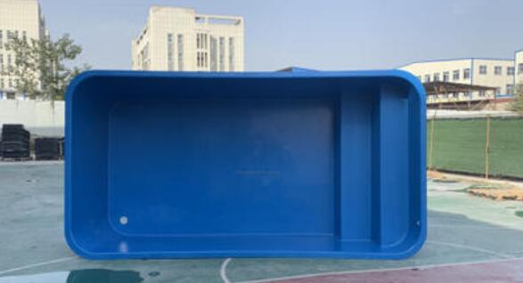 グラスファイバープール