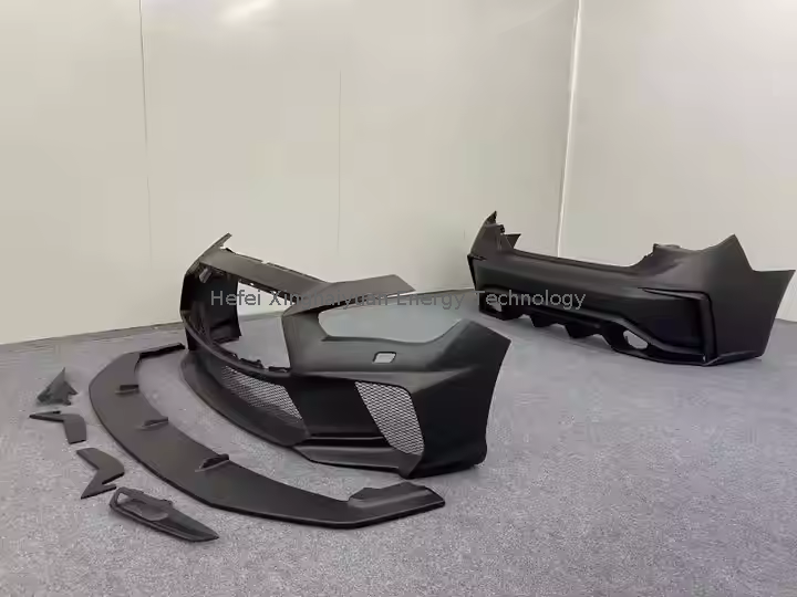 車の調整、変更、交換用のFRPフロントバンパーボディキット